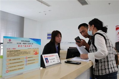 池州指尖辦事“一點(diǎn)通” 商務(wù)代理“免跑”服務(wù)暖人心